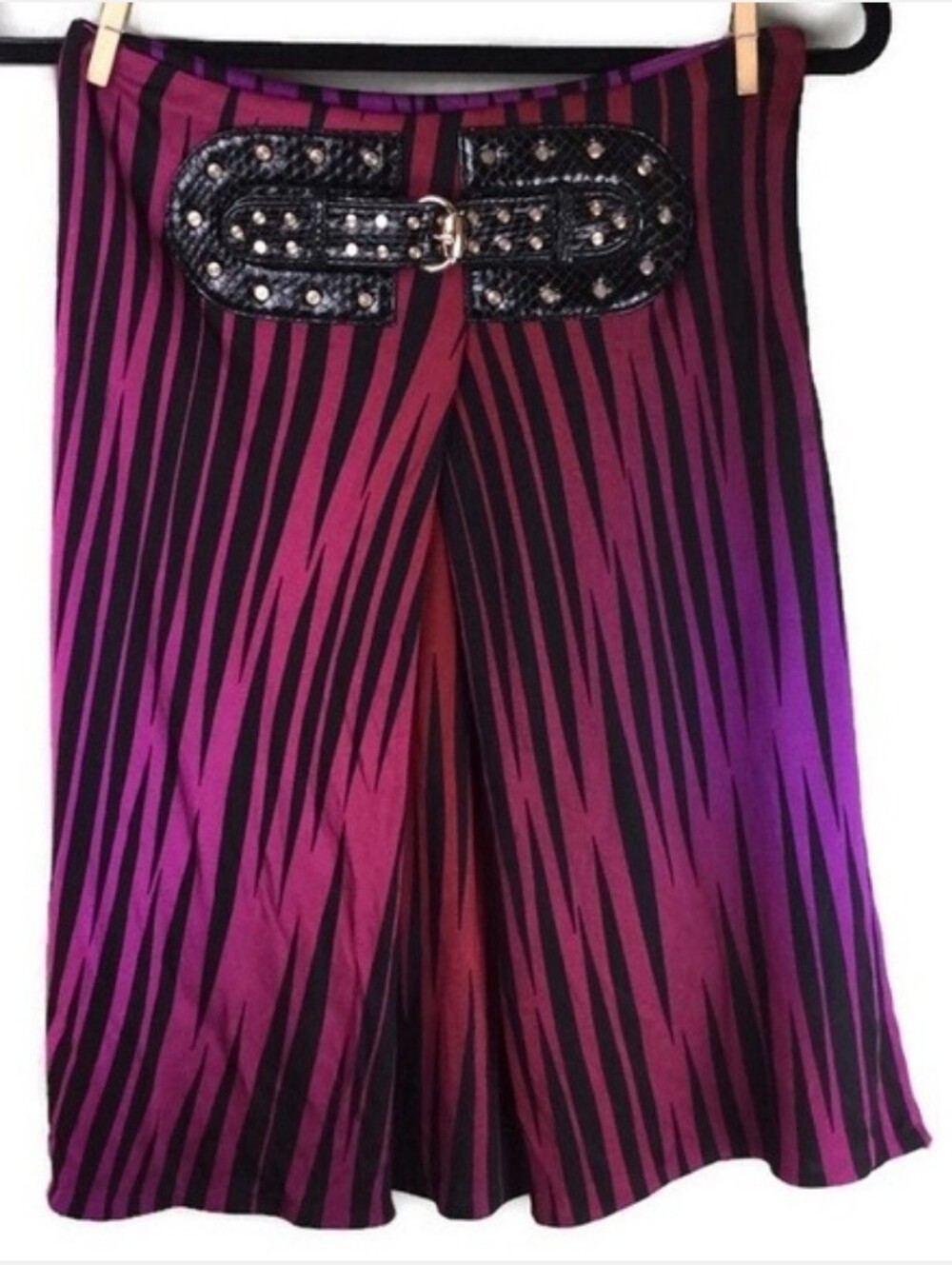 Gucci Leather Water Snake Embossed Belted Ombre Stripe Pleated Midi Skirt Sz 40